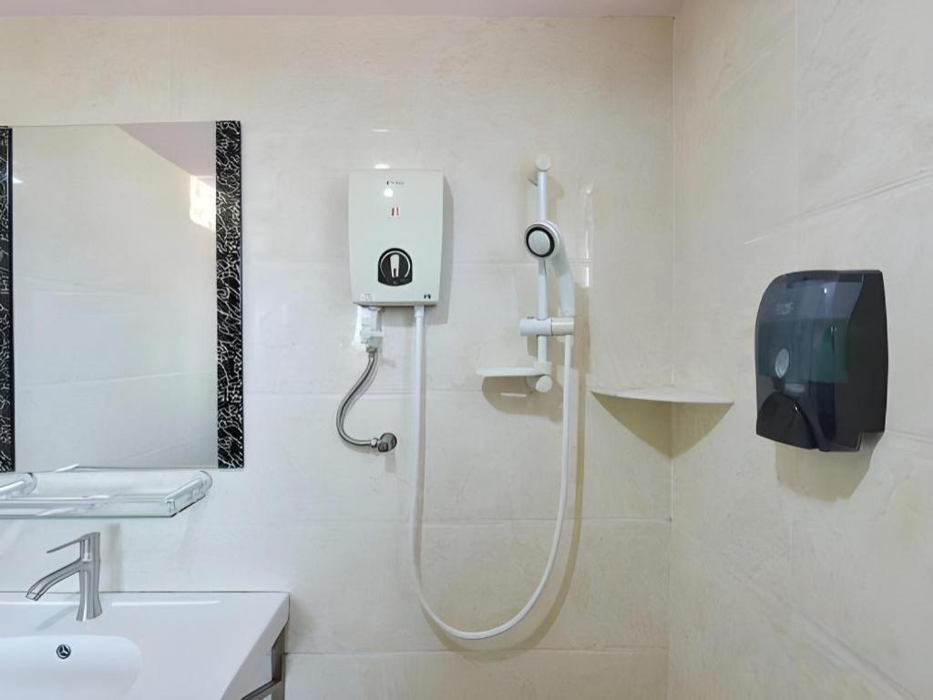 Grand Ct Hotel Melaka Zewnętrze zdjęcie