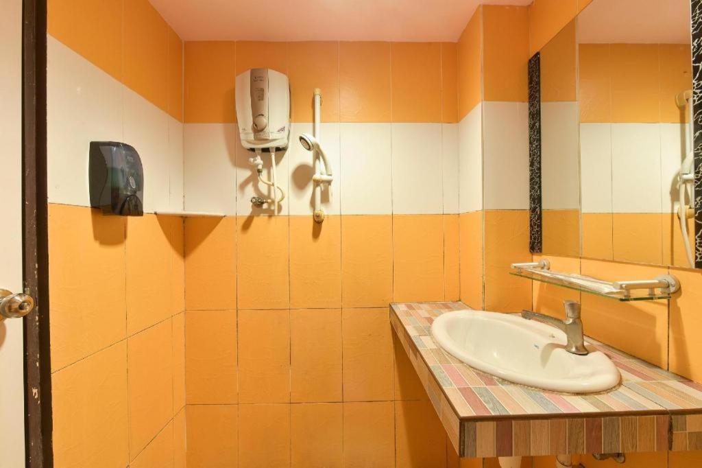 Grand Ct Hotel Melaka Zewnętrze zdjęcie